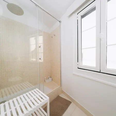 6br Luxury With River Views Lissabon